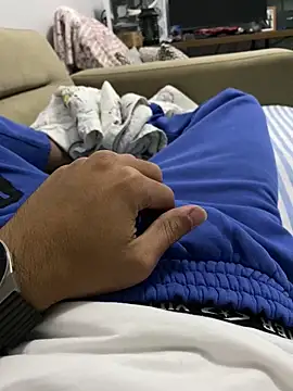 Crazyturko07 online show from 09.19.25