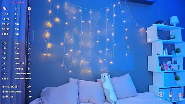 Snapshot of aneta_alisha chatting on 02.27.25 aneta alisha online show from 02.27.25