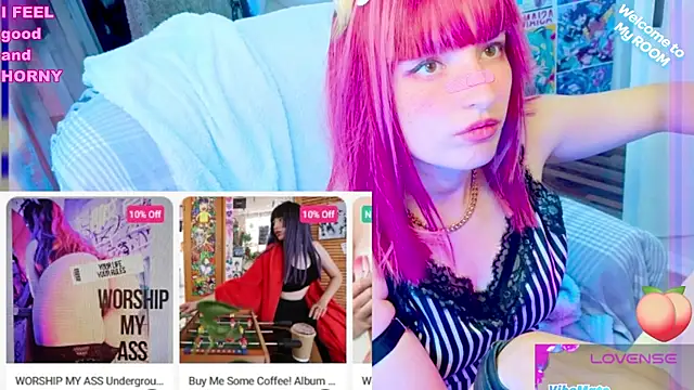 Snapshot of Toxic_Ellies chatting on 01.15.25 Toxic Ellies online show from 01.15.25