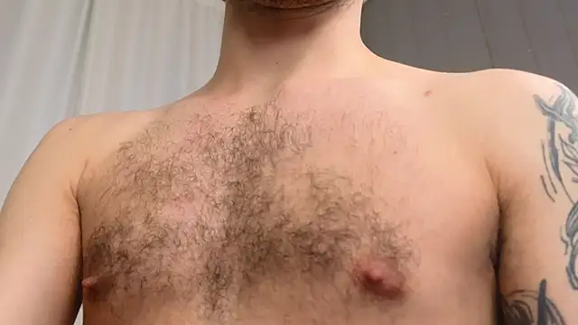 Snapshot of xteddy_bear chatting on 02.27.25 xteddy bear online show from 02.27.25