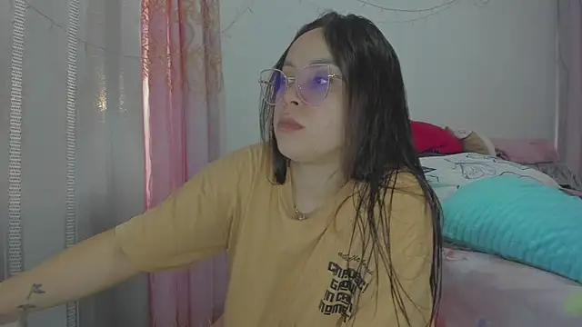 HARLEYNAPIER online show from 07.05.26