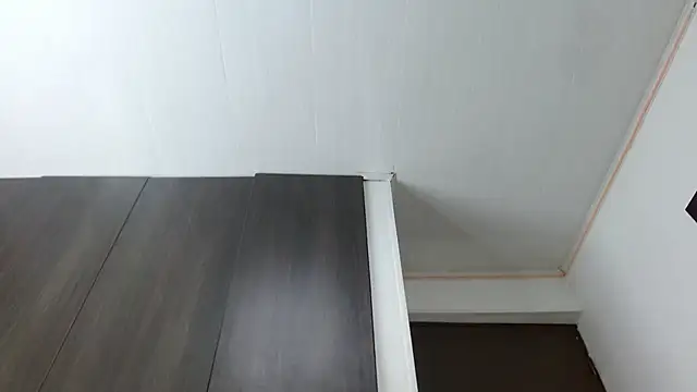 Hendry  online show from 01.13.25