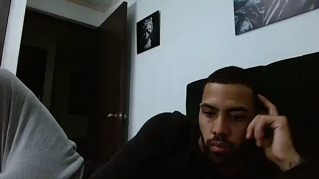 Hendry  online show from 02.02.25