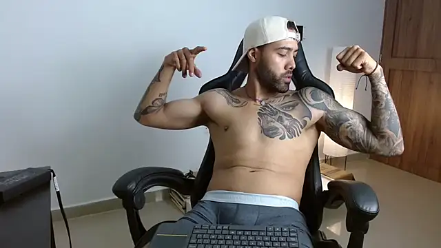 Hendry  online show from 04.06.26