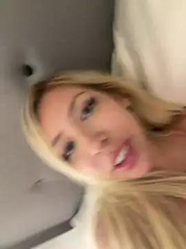 Snapshot of Sofy_Softtt chatting on 04.06.26 Sofy Softtt online show from 04.06.26