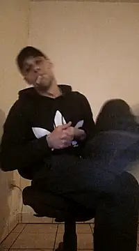 Snapshot of kx93 chatting on 02.21.25 kx93 online show from 02.21.25