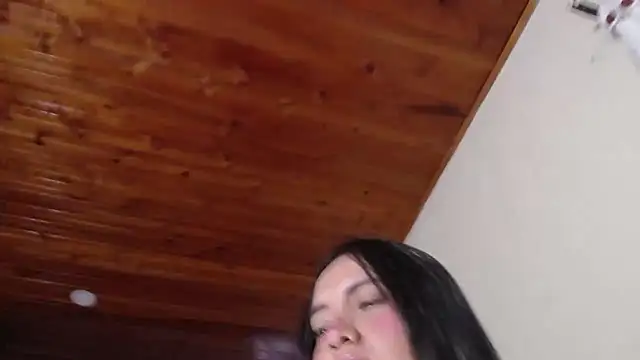 Snapshot of Cuty_sexy_hot chatting on 11.14.25 Cuty sexy hot online show from 11.14.25