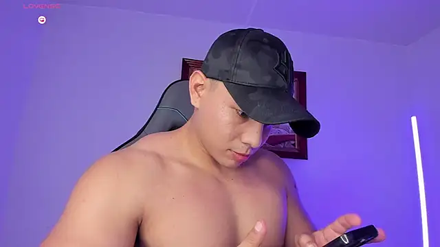 RoyConstance online show from 01.10.26