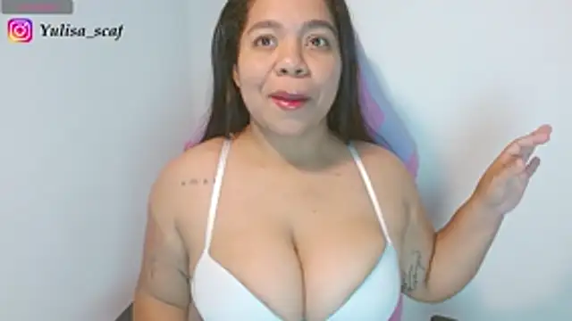 yulissa18 online show from 06.15.26