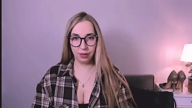 AriaDesire online show from 04.21.26