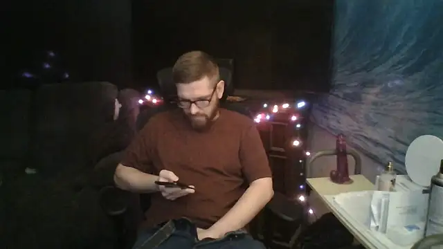 Snapshot of Brobun4fun chatting on 11.19.25 Brobun4fun online show from 11.19.25