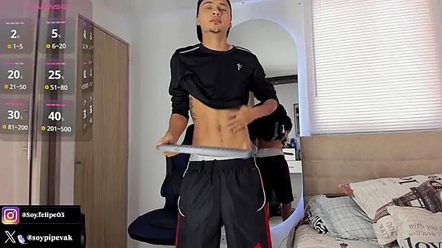 soyander03  online show from 11.22.25