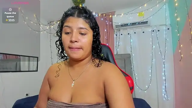 valentina 0  online show from 01.31.25