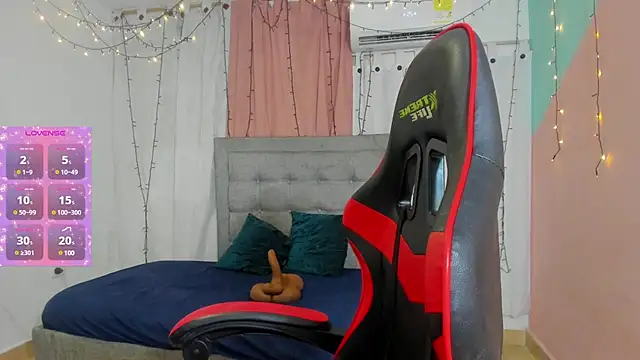 valentina 0  online show from 02.04.25