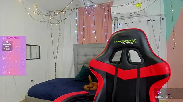 valentina 0  online show from 02.04.25