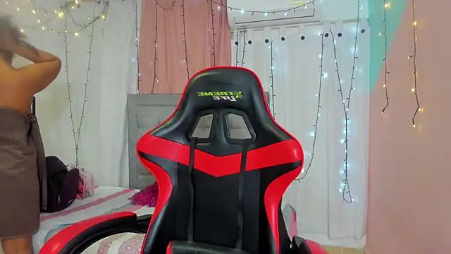 valentina 0  online show from 03.14.25