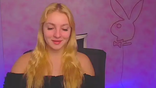 Snapshot of Milka_kiss_ chatting on 12.12.24 Milka kiss online show from 12.12.24