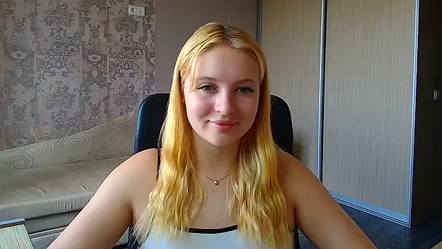 Snapshot of Milka_kiss_ chatting on 06.23.26 Milka kiss online show from 06.23.26
