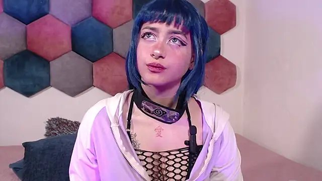 Snapshot of liz-beths chatting on 02.13.25 liz-beths online show from 02.13.25