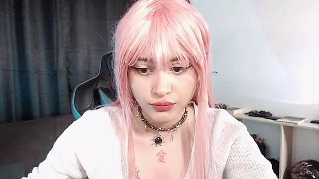 Snapshot of liz-beths chatting on 12.18.25 liz-beths online show from 12.18.25