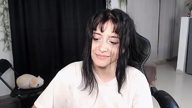 Snapshot of liz-beths chatting on 02.03.26 liz-beths online show from 02.03.26