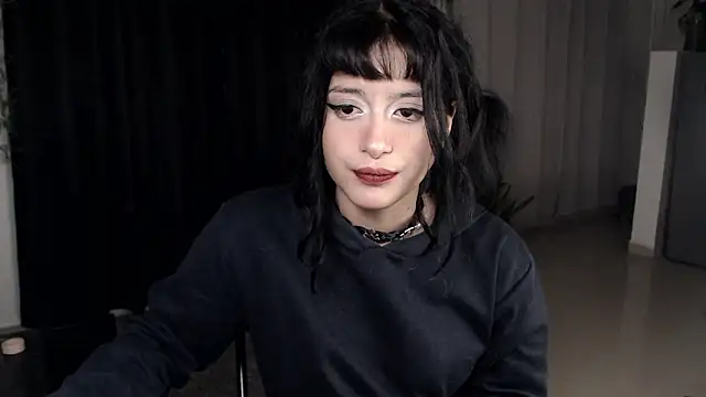 Snapshot of liz-beths chatting on 02.07.26 liz-beths online show from 02.07.26