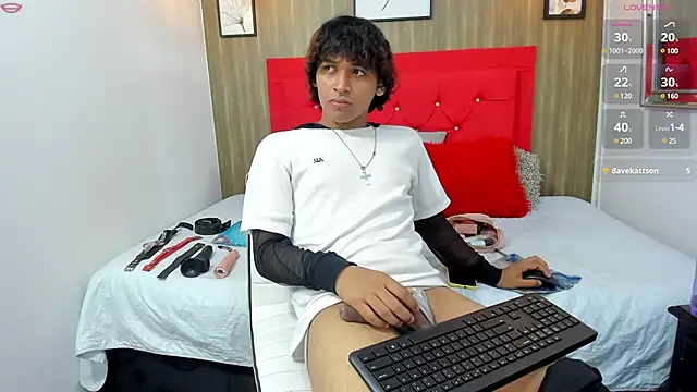 Snapshot of axel_ps chatting on 03.04.25 axel ps online show from 03.04.25