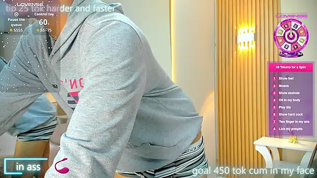 Snapshot of axel_ps chatting on 09.13.25 axel ps online show from 09.13.25