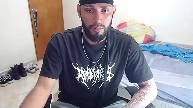 Snapshot of samir_music chatting on 09.18.25 samir music online show from 09.18.25