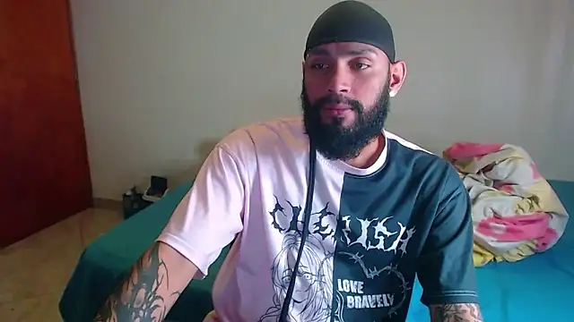 Snapshot of samir_music chatting on 02.08.26 samir music online show from 02.08.26