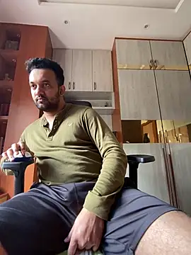 Snapshot of BengaliBabu_Rohan chatting on 01.25.25 BengaliBabu Rohan online show from 01.25.25