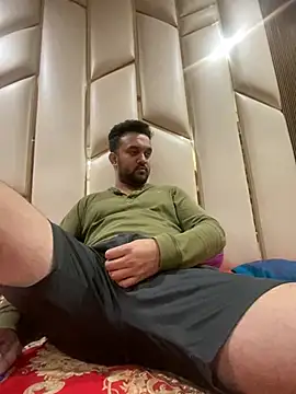 Snapshot of BengaliBabu_Rohan chatting on 01.25.25 BengaliBabu Rohan online show from 01.25.25