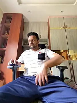 Snapshot of BengaliBabu_Rohan chatting on 02.25.25 BengaliBabu Rohan online show from 02.25.25