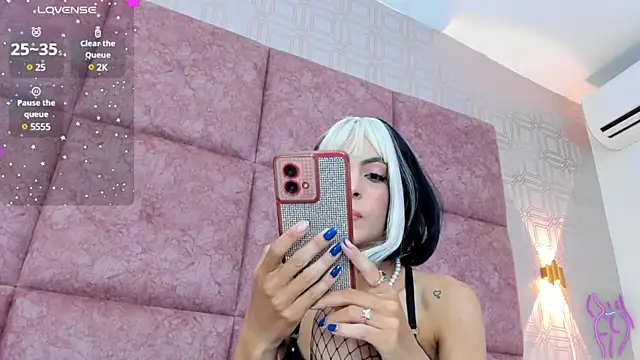 LilitRobins online show from 01.09.25