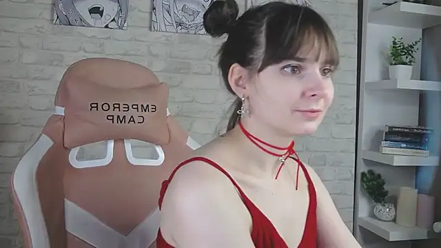 ManuTaya online show from 01.26.25