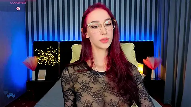 Snapshot of Evelyn_Rush chatting on 02.01.26 Evelyn Rush online show from 02.01.26