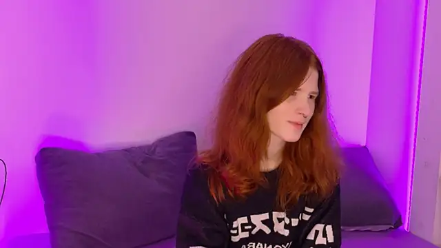 Snapshot of ZaynGraham chatting on 11.06.25 ZaynGraham online show from 11.06.25