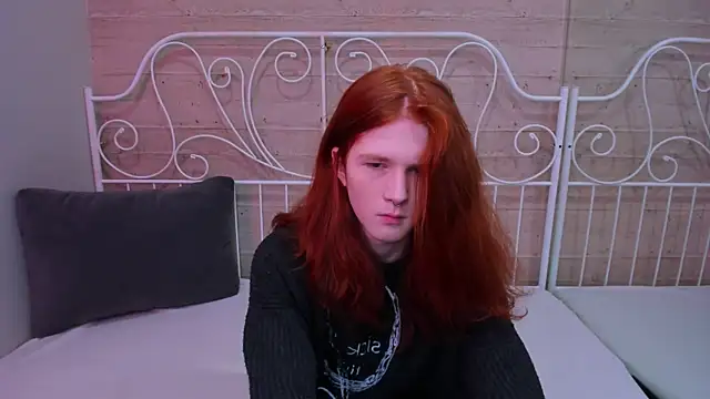 Snapshot of ZaynGraham chatting on 11.11.25 ZaynGraham online show from 11.11.25