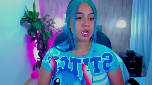 Xisu  online show from 12.19.24