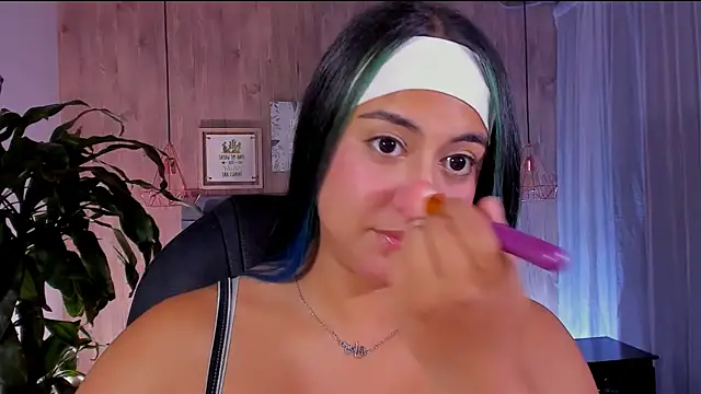 Xisu  online show from 02.23.25