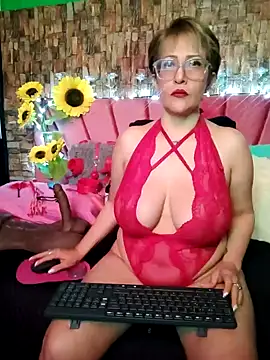 Snapshot of Isabelle_Lov18 chatting on 01.16.25 Isabelle Lov18 online show from 01.16.25