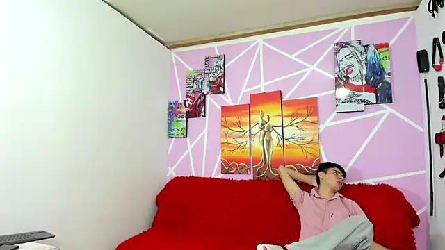 Fresahot2005 online show from 12.14.24