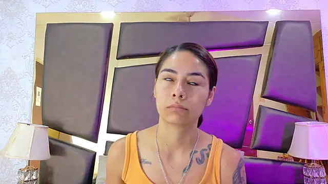 NicoleEsposito online show from 10.21.25