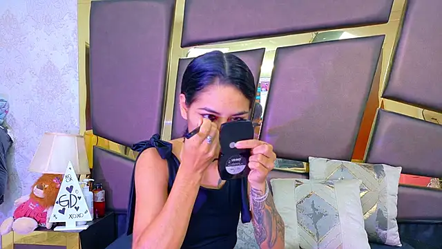 NicoleEsposito online show from 04.08.26