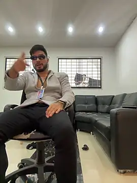 Snapshot of _tony8 chatting on 10.31.25 tony8 online show from 10.31.25