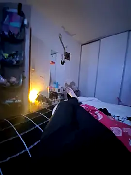 Snapshot of Zlyzloba21 chatting on 09.25.25 Zlyzloba21 online show from 09.25.25