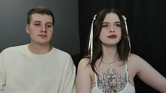 Pinku kitsune online show from 02.14.25