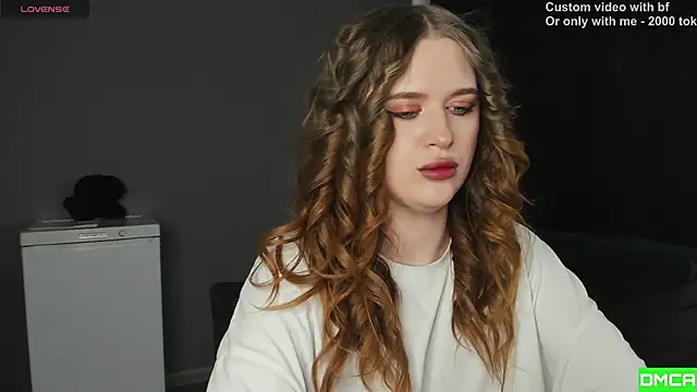 Pinku kitsune online show from 02.14.26