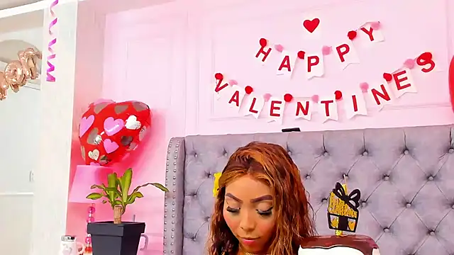 Snapshot of HaileeRoberts chatting on 02.18.26 HaileeRoberts online show from 02.18.26