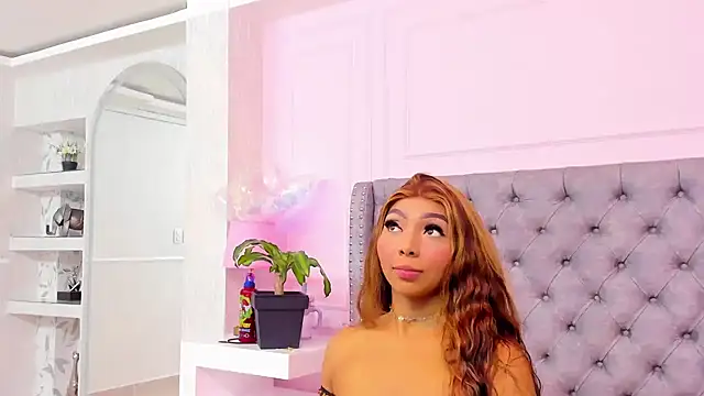 HaileeRoberts online show from 04.16.26